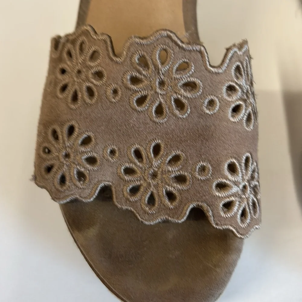 Unbranded Tan Suede Laser Cut Floral Women's Sandals